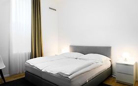 Le David City Apartment